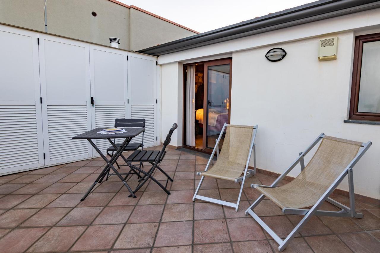 Ottocento Sul Mare Bed & Breakfast Nizza di Sicilia Exterior foto