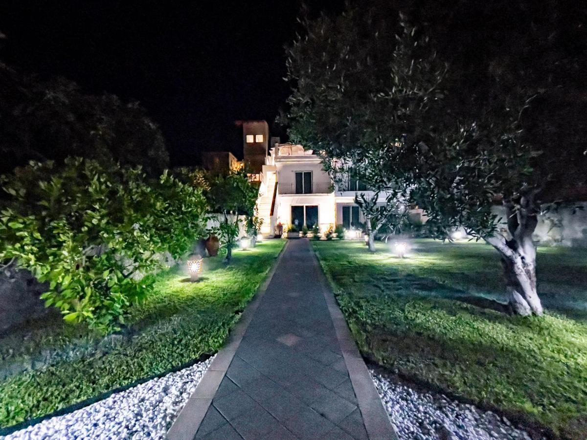 Ottocento Sul Mare Bed & Breakfast Nizza di Sicilia Exterior foto